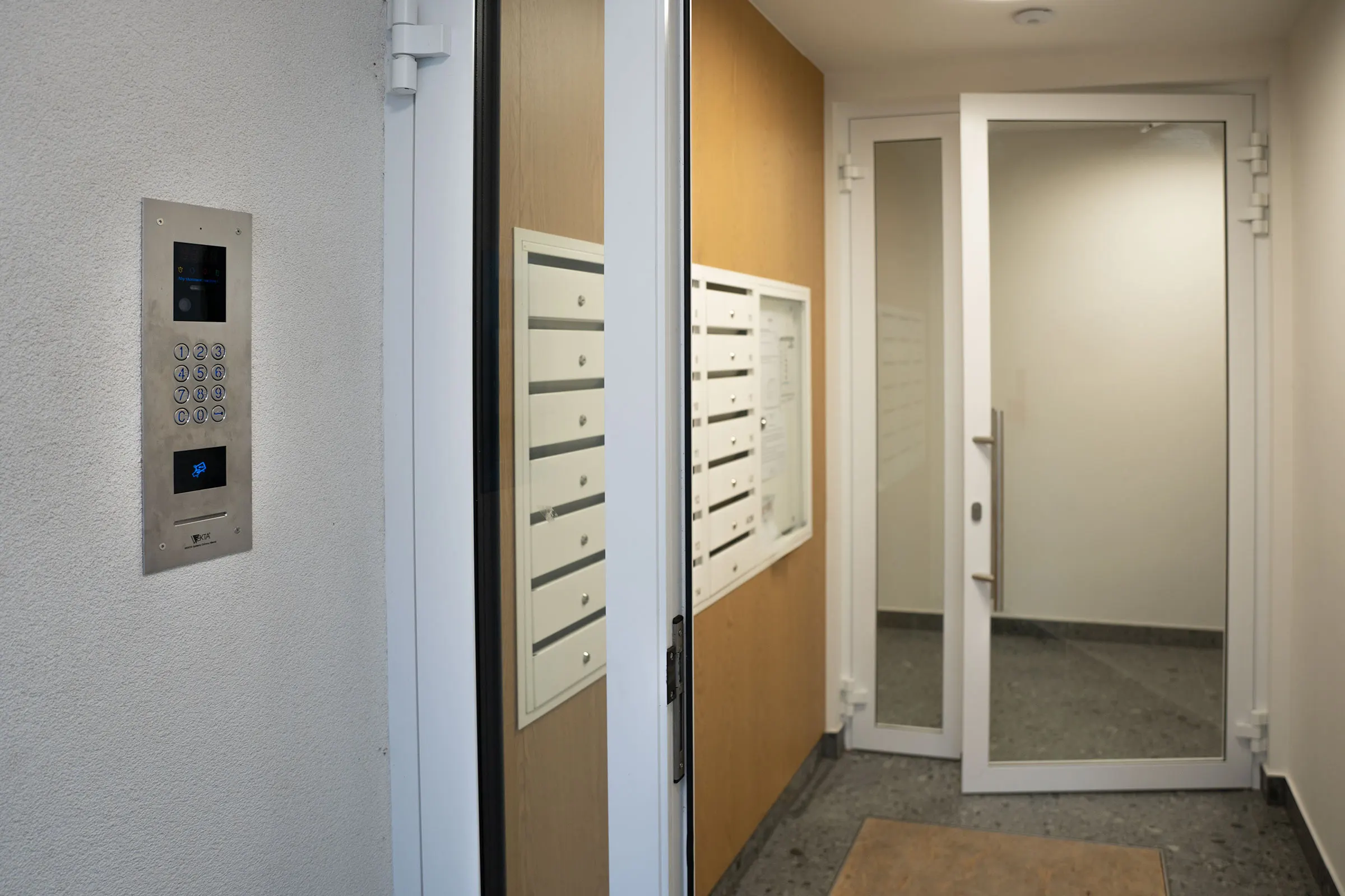 Building entrance with the intercom